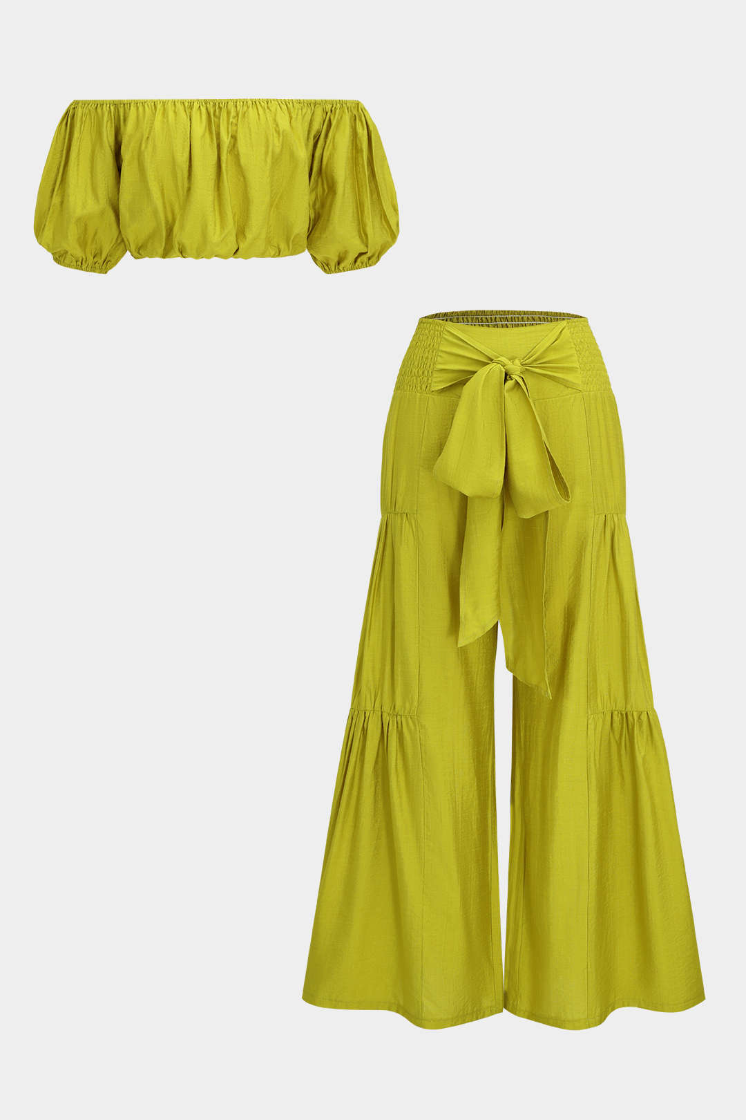 Set mit kurzen Ärmeln und Hose mit Bindebändern vorne