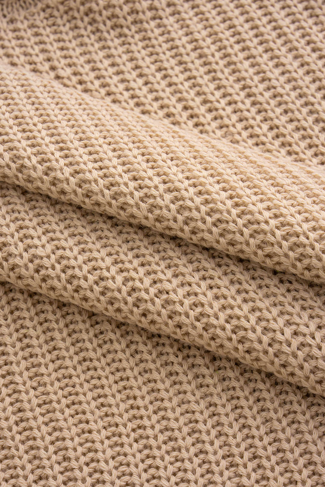 Ärmelloses Strickkleid mit V-Ausschnitt in Übergröße