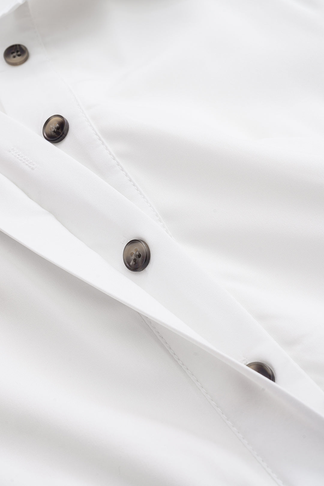Maxi-Plissee-Kleid mit kurzen Ärmeln