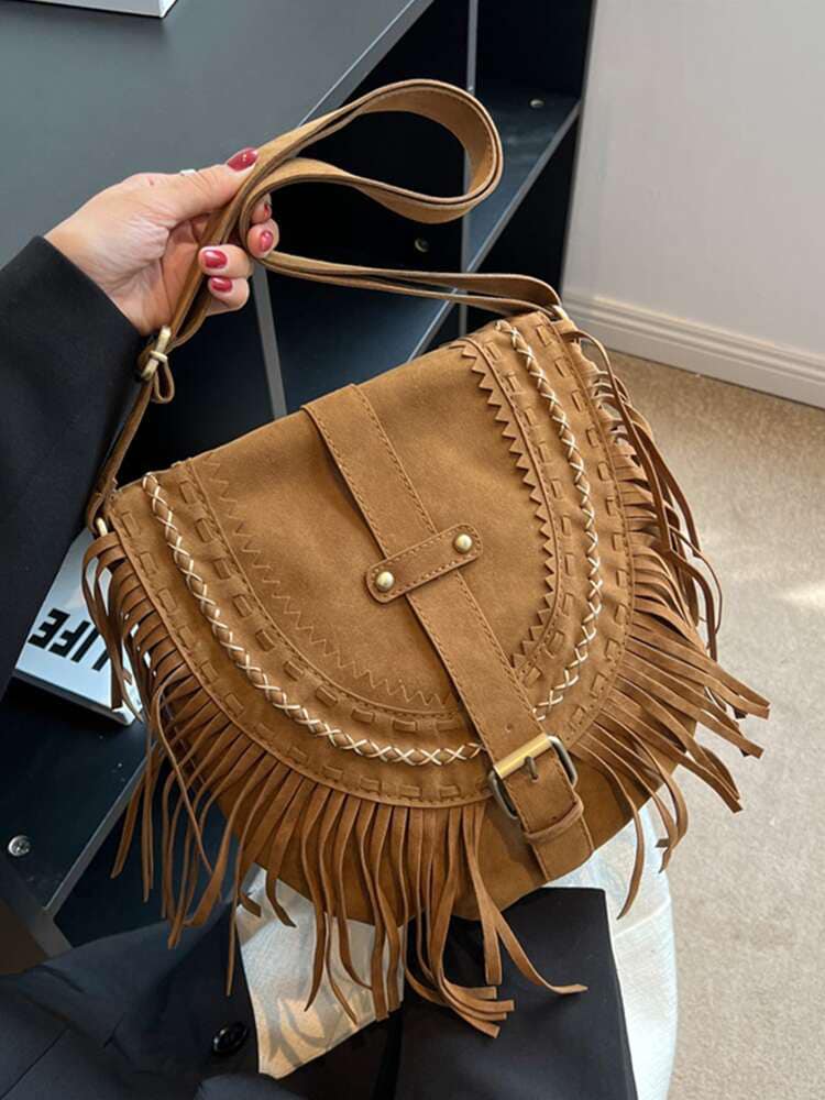 Brązowa torebka crossbody w kowbojskim stylu z frędzlami