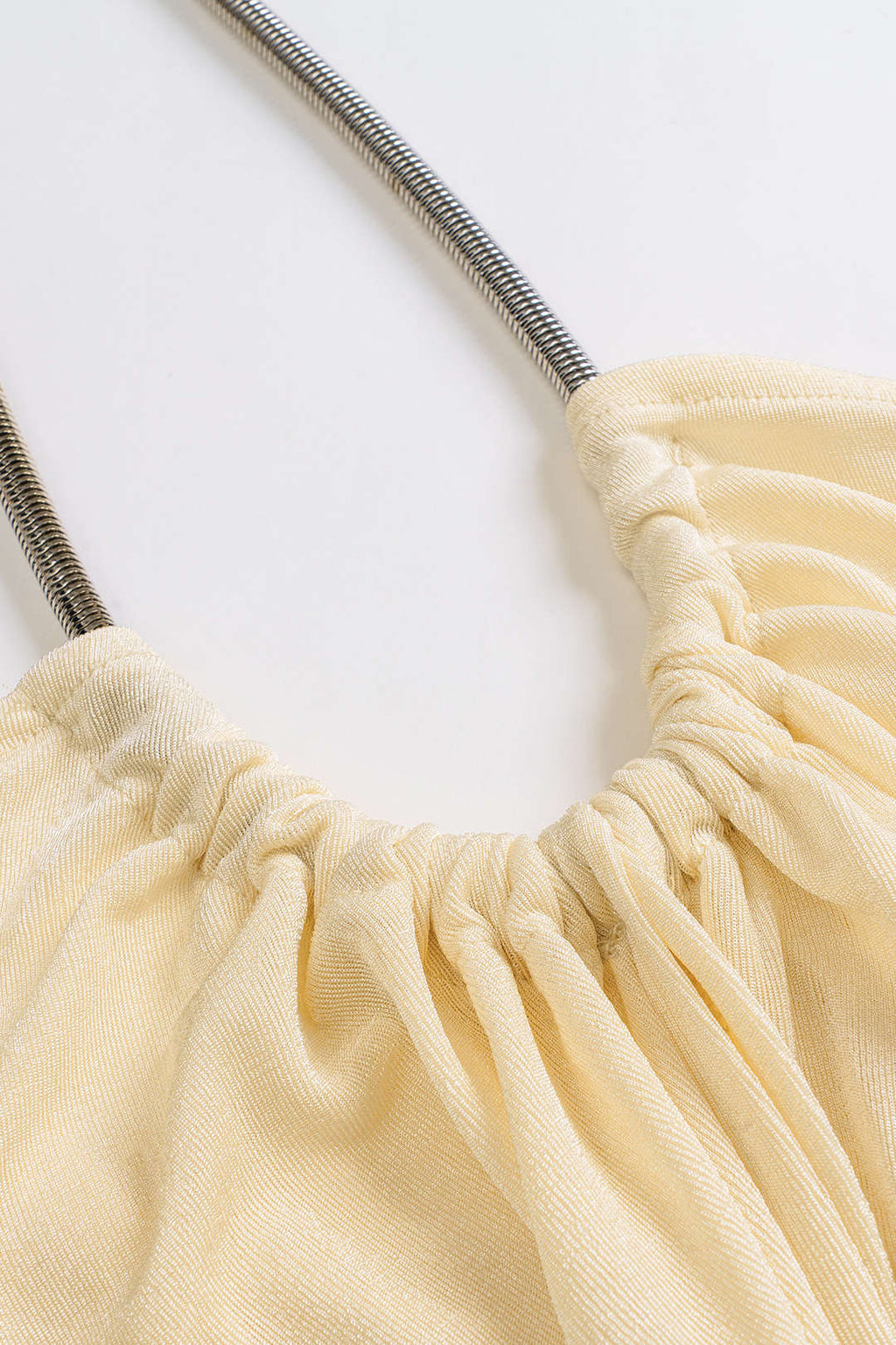 Asymmetrisches One-Shoulder-Maxikleid mit Schlitz