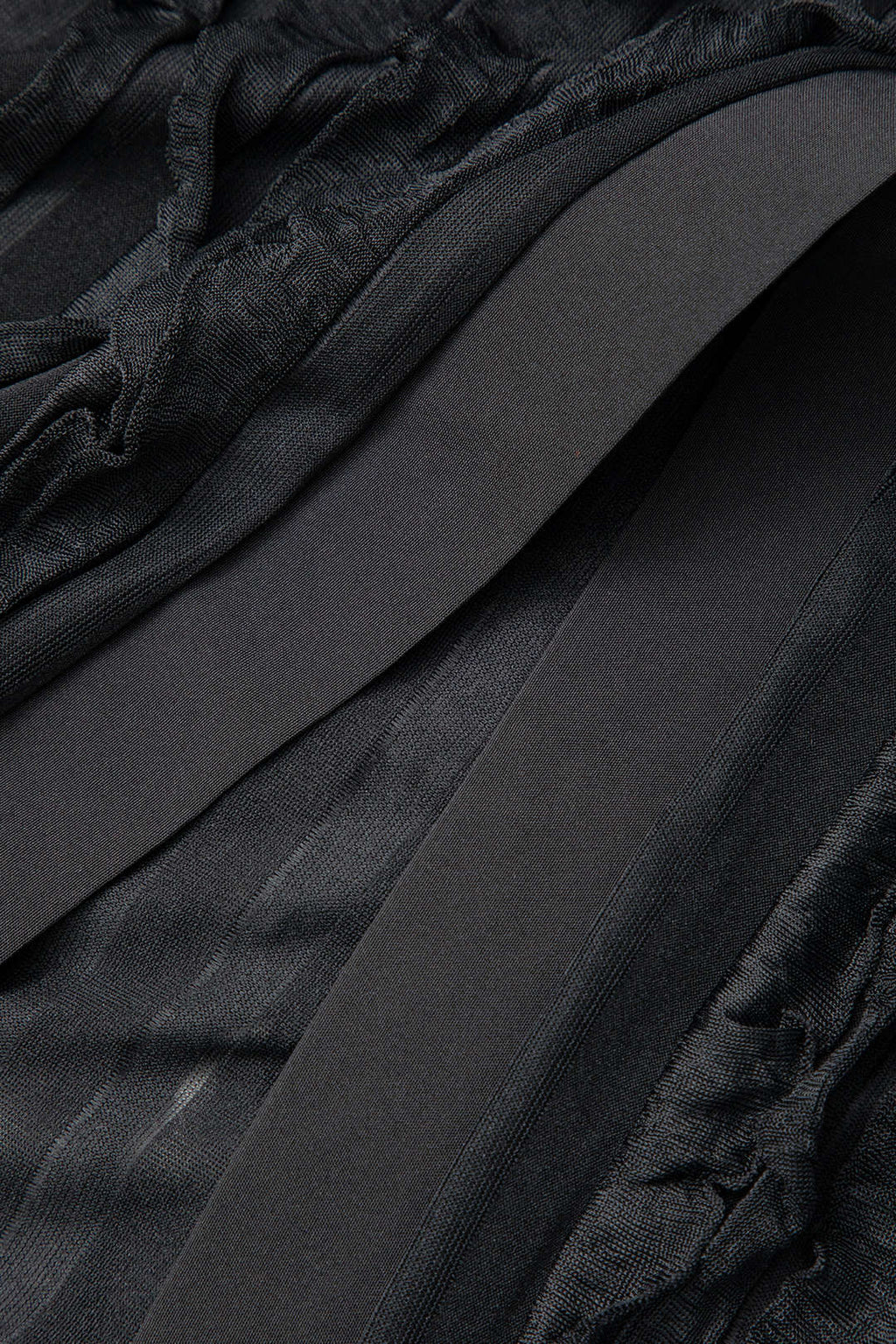 Natiné – Maxi Sukienka Off-Shoulder z Fakturą i Rozcięciem