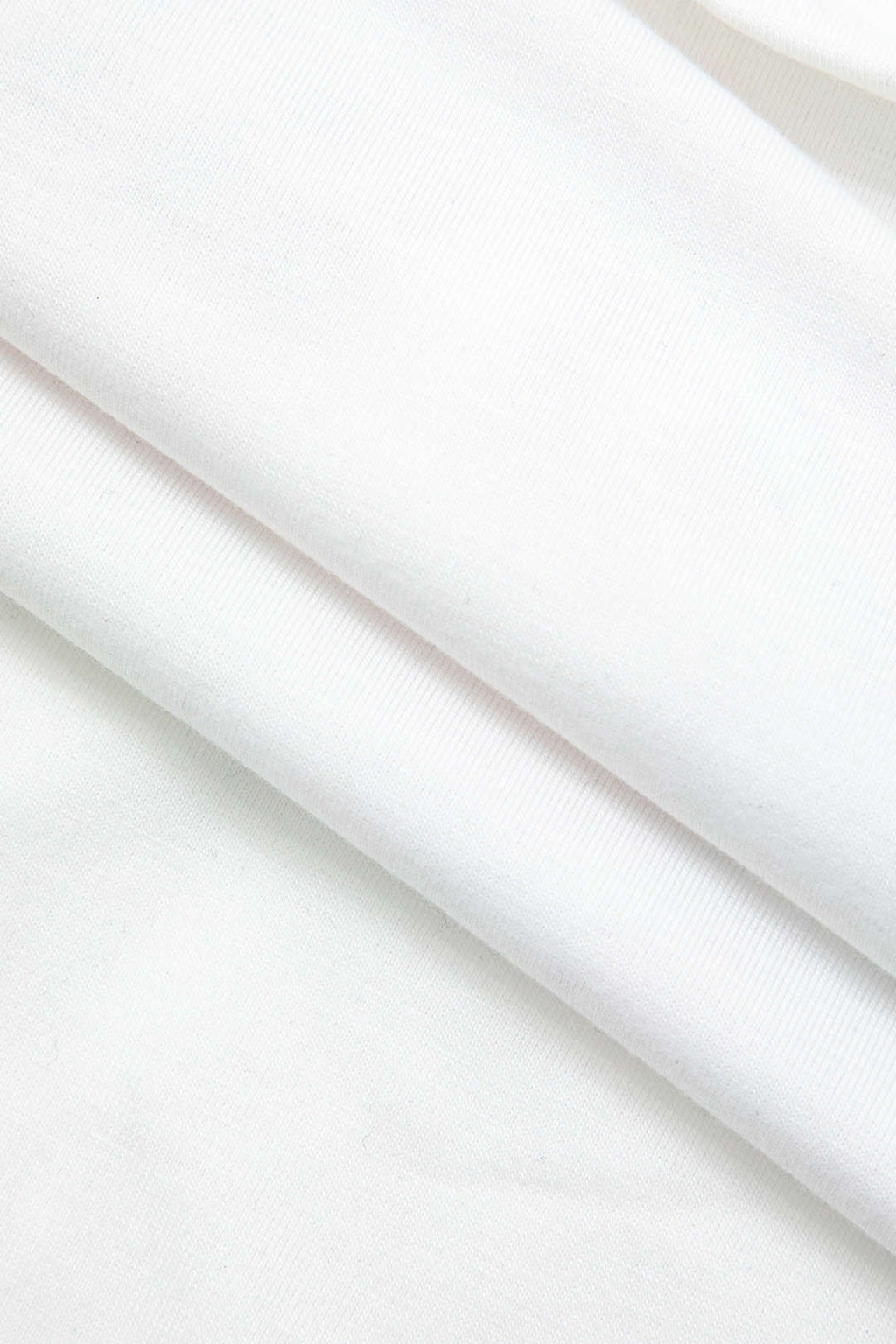 Sleeveless with a knot and side cutouts