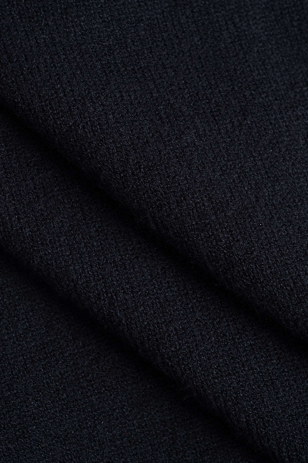Natiné – Dzianinowy top z zamkami i spodnie z wysokim stanem (Plus Size)