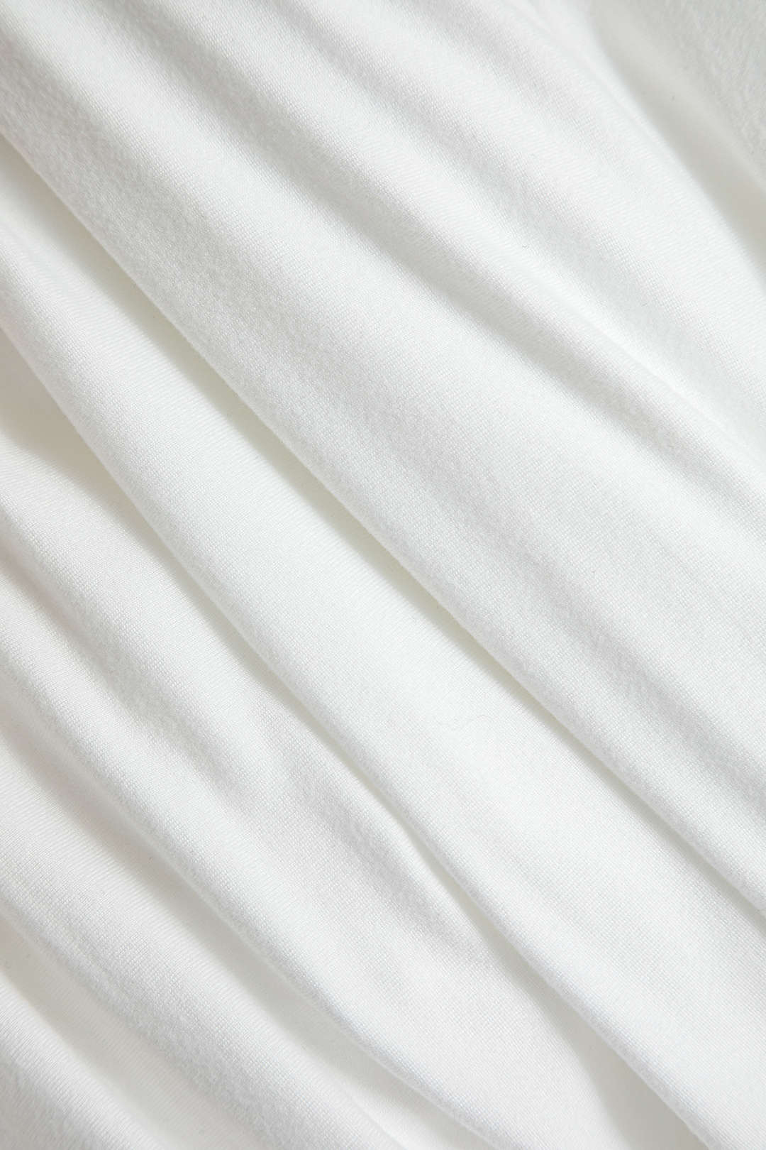Natiné — Mini sukienka z falbanami i długim rękawem