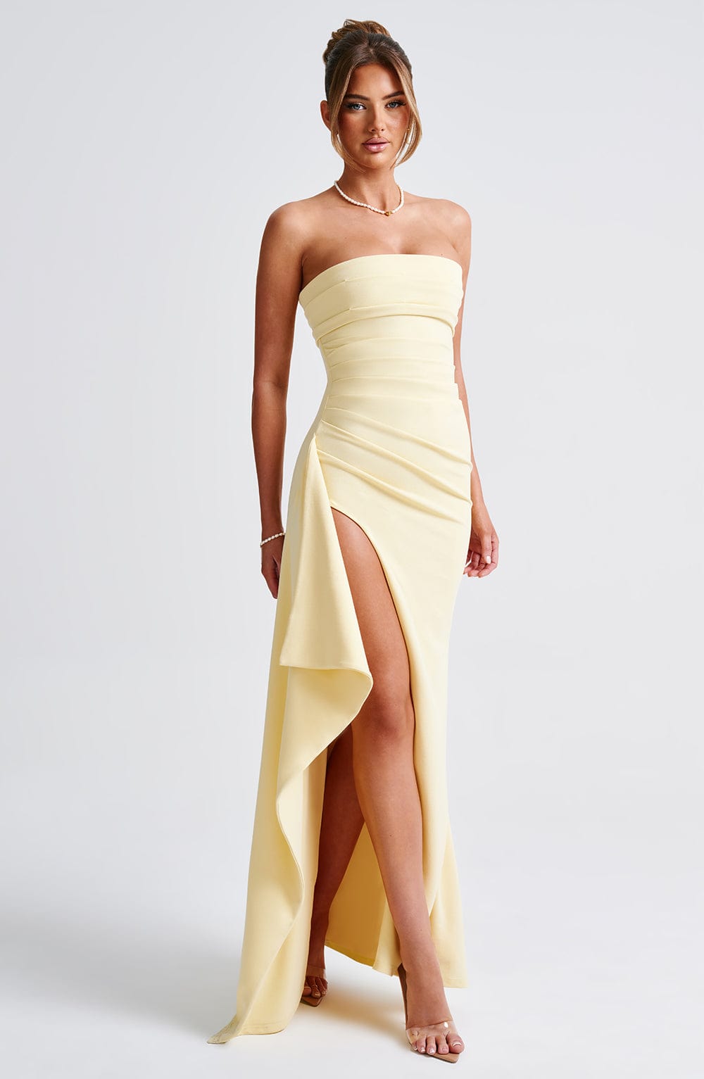 Maxikleid mit Rüschen